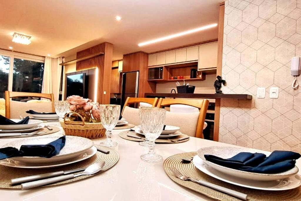 Luxuoso Apartamento Em Gramado - 2 Suites Exterior photo